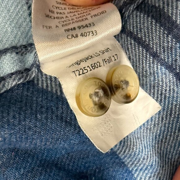 Toad & Co Men's Medium Shirt Blue Flannel Plaid Button - Picture 4 of 12